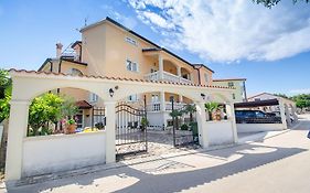Apartments Villa Amfora