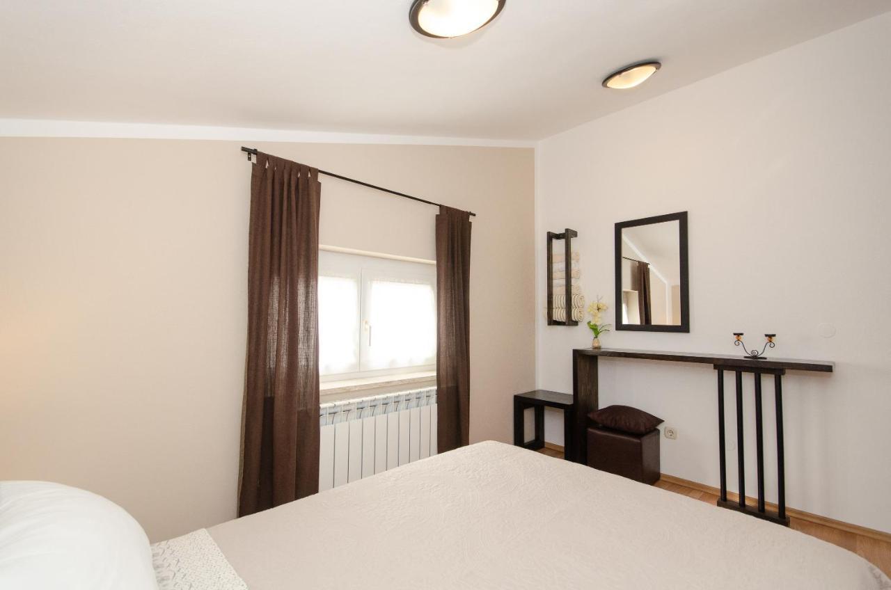 Apartments Villa Amfora Rovinj Exterior foto